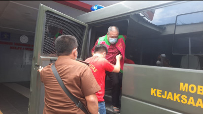 Tim Jaksa Penuntut Umum Kejaksaan Agung Menerima Serah Terima 2 Berkas Tersangka dalam Tindak Pidana Bidang Perpajakan