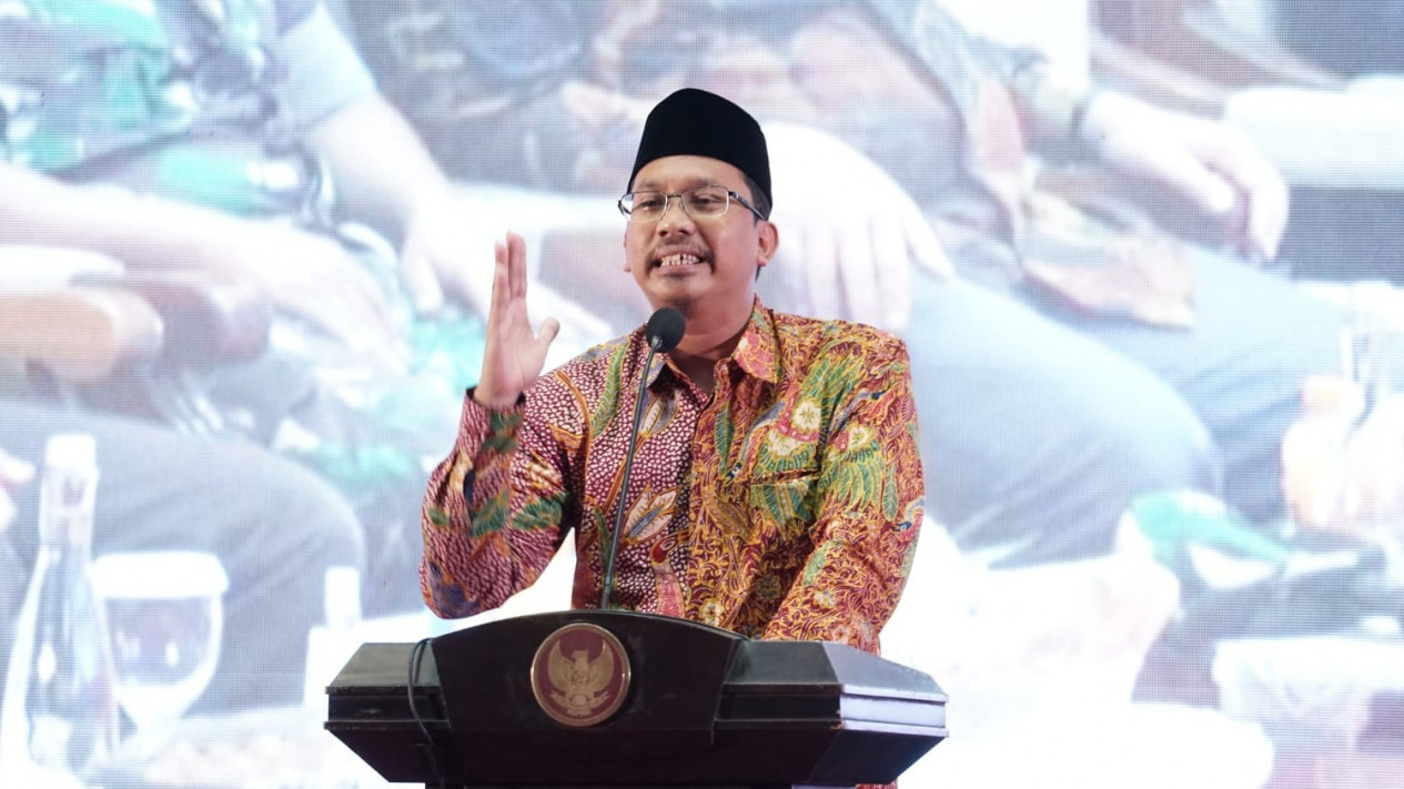 Puncak Harlah NU, Bupati Sidoarjo Intruksikan Seluruh Siswa Belajar Daring dan ASN WFH
            - galeri foto