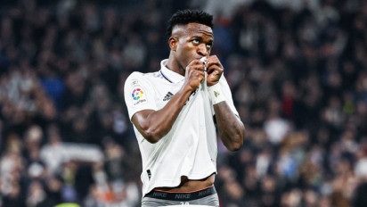 Real Madrid Tumbalkan Karim Benzema, Malah Istimewakan Vinicius Junior