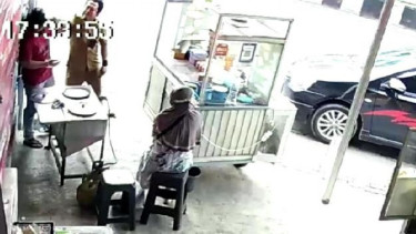 ASN di Bandar Lampung Aniaya Pedagang Martabak, Gegara Tidak Terima Disuruh Geser Mobil