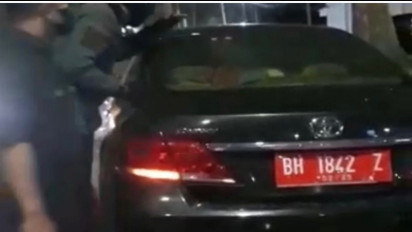 Tak Berbusana di Dalam Mobil Dinas, Pelajar di Jambi Terlibat Kecelakaan Tunggal