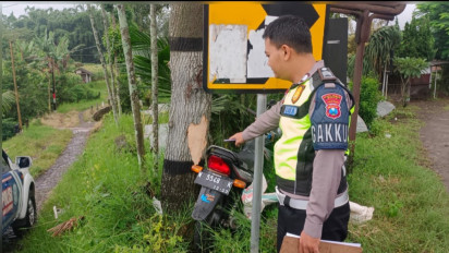 Seorang Kakek Pengendara Motor Tabrak Pohon di Pujon, Malang, Tewas di Lokasi