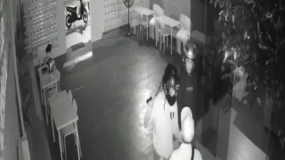 Berpura-pura Tanya Alamat, Seorang Karyawan Toko di Pondok Indah Jadi Korban Penodongan 2 Pria Bercelurit