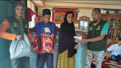 Gubernur Sulsel Berikan Santunan Keluarga Korban yang Tewas Ditabrak Kereta Api di Barru