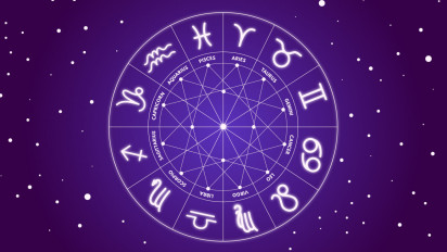 4 Zodiak Paling Beruntung di Dunia Kerja dan Keuangan Hari Ini 24 Juli 2025!