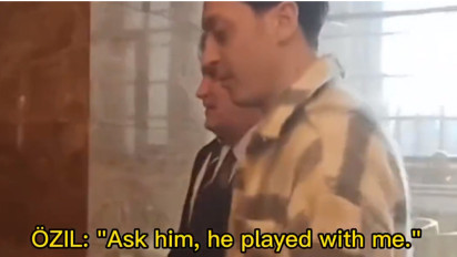 Cristiano Ronaldo Genap Berumur 38 Tahun, Begini Kesan Menggelikan Mesut Oezil