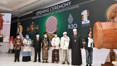 Hadiri Muktamar Internasional Fikih Peradaban, Gubernur Khofifah Berharap Lahirkan Resolusi Perdamaian Dunia