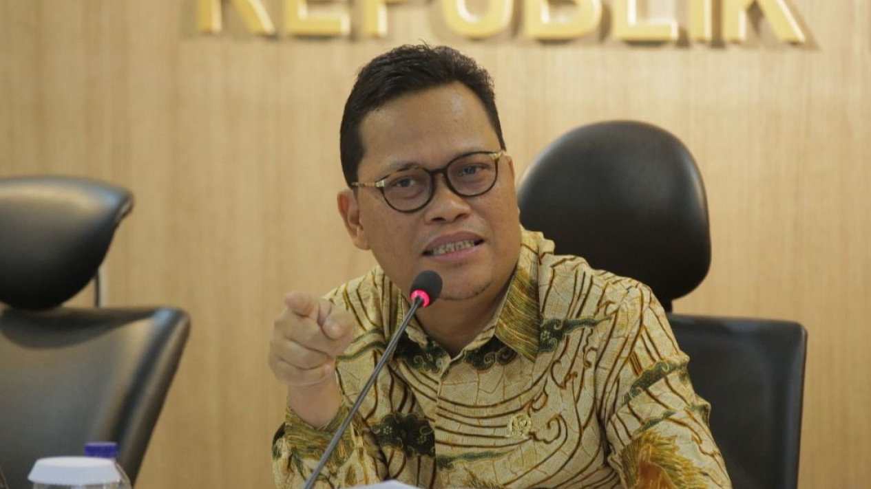 Ketua Komite III DPD RI Dukung Calon Ketua Umum PSSI dengan Visi Bangun Timnas Indonesia
            - galeri foto