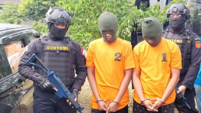 Bea Cukai Jateng-DIY Ungkap Peredaran Rokok Ilegal  yang Diangkut dengan Mobil Pribadi