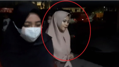 Parah! Ibu Muda Cabuli Anak di Jambi Suka Ancam Bunuh hingga Siksa Anaknya Jika Sang Suami Tak 'Melayani'