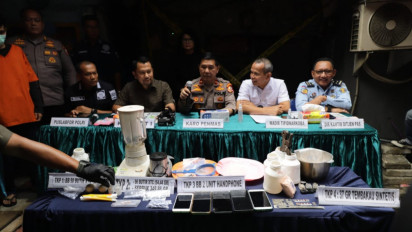 Tersangka Kitchen Lab Memproduksi Ekstasi di Kawasan Padat Penduduk