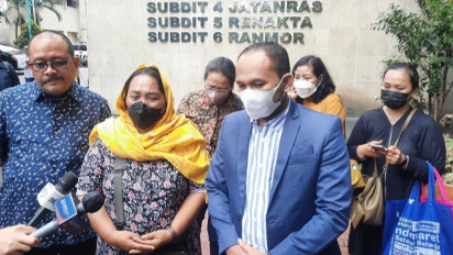 Momen Detik-detik Sopir Taksi Online Dibunuh Anggota Densus 88