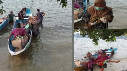 Dramatis, Seorang Ibu di Konawe Selatan Melahirkan di Atas Perahu