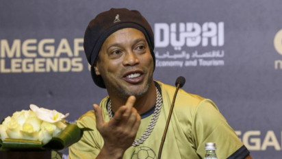 Ikuti Jejak Sang Ayah Ronaldinho, Joao Mendes Resmi Bergabung Barcelona
