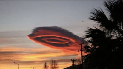 Kemunculan Awan UFO di Langit Turki Sebelum Gemoa, Jadi Pertanda?