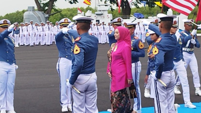 Fokus terhadap Pendampingan dan Prestasi Siswa, Istri KSAL Dikukuhkan sebagai Ibu Taruna AAL