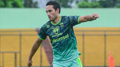 Sudah Gabung Latihan dengan Persib Bandung, Ezra Walian Fokus Menatap Laga Melawan Bali United