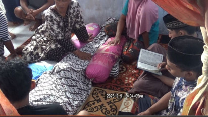 Seorang Pemuda di Probolinggo, Ditemukan Tewas Gantung Diri dengan Kabel Microfon di Plafon Rumah