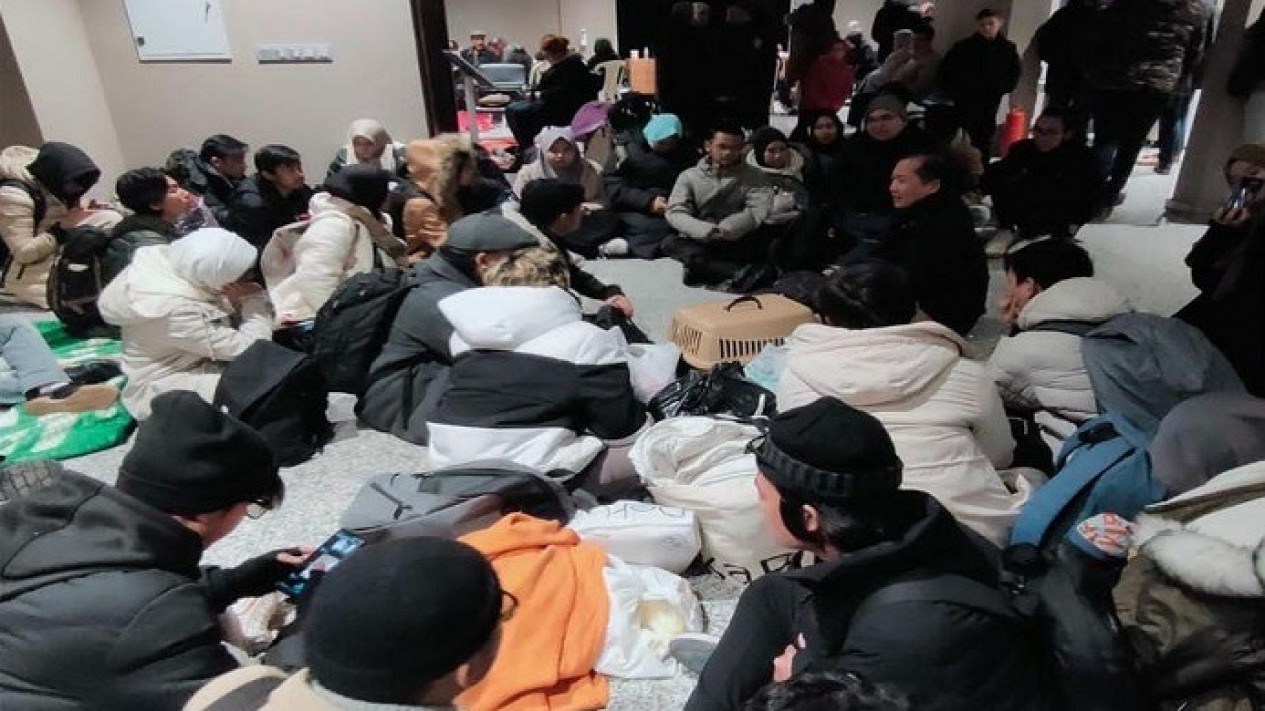 Pasca Gempa Turki, Warga Ankara Dirikan Posko-posko Bantuan di Setiap Titik Kota hingga Meyediakan Rumah Tinggal
            - galeri foto