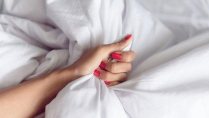 Istri di Kantor, Suami Berzina Berkali-kali dengan Ibu Mertua di Rumah, Mirip Kasus Ibu Norma Risma dan Rozy