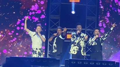 Konser Westlife di ICE BSD, Momen Kembalinya Mark Usai Pneumonia