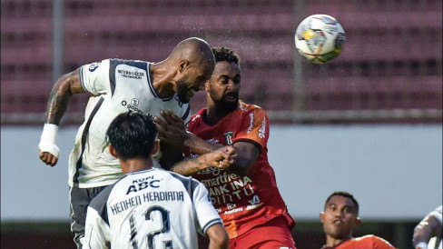 12 Kali Persib Merana, Luis Milla Belum Bisa Runtuhkan Hegemoni Bali United