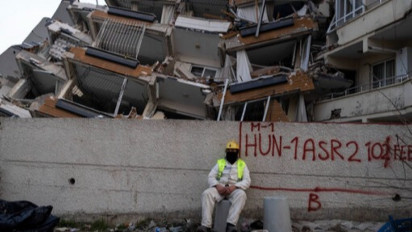 Gempa Turki, Proses Evakuasi Korban Hidup Terus Berlangsung