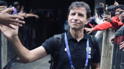 Tak Hiraukan Posisi Persib Bandung di Klasemen Liga 1, Luis Milla Pilih Fokus Hadapi Laga Klasik