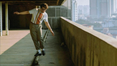 Kondisi Terkini dari Ardhito Pramono Setelah Pingsan Diatas Panggung, Ternyata Ini Penyebabnya