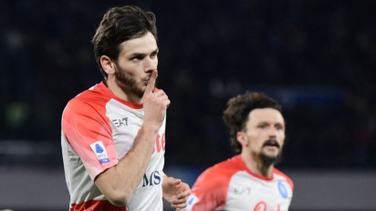 Kado Ulang Tahun Kvaratskhelia Perkokoh Napoli di Tahta Liga Italia