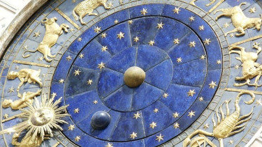 Ramalan Zodiak Besok, Selasa 14 Februari 2023 Jangan Abaikan Kesehatan! Libra, Scorpio, Sagittarius