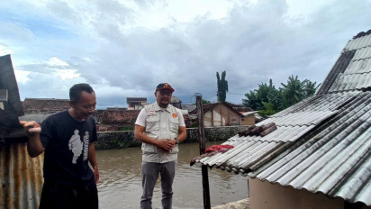 Cek Dampak Banjir di Kota Banyuwangi, Begini Evaluasi Anggota DPR RI