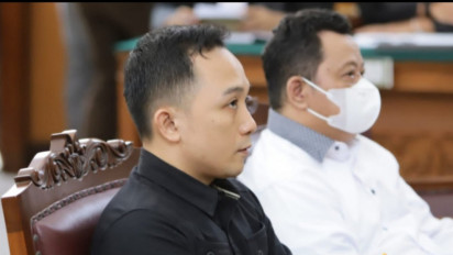 Ricky Rizal dan Kuat Ma'ruf Divonis Hari Ini
