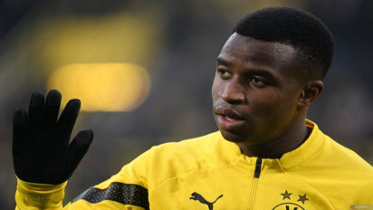 Penyerang Muda asal Jerman Youssoufa Moukoko Dipastikan Absen Bela Dortmund Beberapa Pekan Akibat Cedera