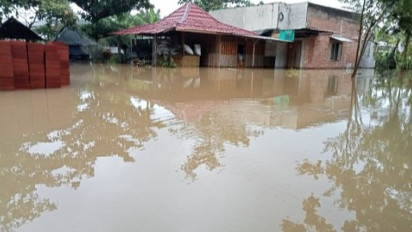 Banjir Sumbawa Barat Kian Meluas, Bupati W. Musyafirin: Sekolah di Brang Rea dan Taliwang Diliburkan