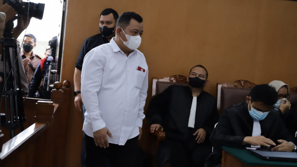 Disebut Tak Sopan Dalam Persidangan, Apakah Simbol Saranghaeyo Kuat Ma'ruf Dipertimbangkan?
            - galeri foto