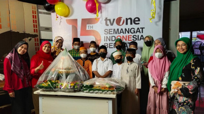 Hut tvOne ke 15, Doa Bersama dan Santunan Anak Yatim Piatu di tvOne Biro Surabaya