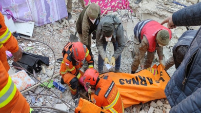 Pasca Gempa Turki di Sektor Q Esenlik, Tim INASAR Evakuasi 5 Korban