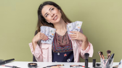 Ramalan Zodiak KEUANGAN Besok Kamis, 16 Februari 2023, Libra, Scorpio, Sagitarius Manjakan Diri dengan Uang Hasil Kerja Keras