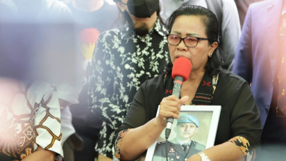 Sambil Bergetar Tanggapi Vonis Bharada Richard Eliezer, Rosti: Biarlah Yosua di Surga, Walaupun Eliezer Menghujami Anakku Peluru Panas