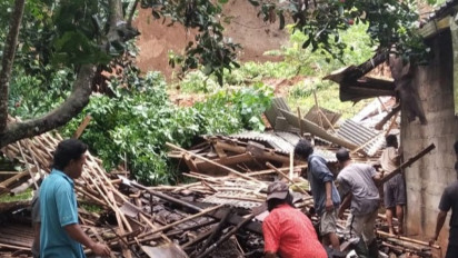 Diguyur Hujan Deras, Sejumlah Wilayah di Gunungkidul Kembali Longsor