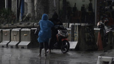 Prakiraan Cuaca Hari Ini 16 Februari 2023 Jakarta Hujan Deras