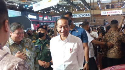Hadir di IIMS, Presiden Jokowi Keluhkan Macet di Mana-mana dan Targetkan Ekspor 2023