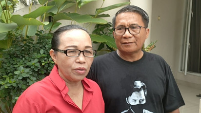 Sidang KKEP Belum Terlaksana, Ibunda Bharada E Yakin Polri Tak Pecat Sang Anak