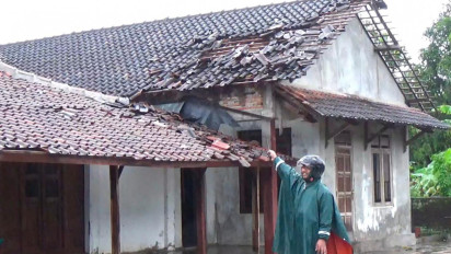 Puluhan Rumah Warga di Klaten Rusak Porak Paranda Akibat Dihantam Puting Beliung