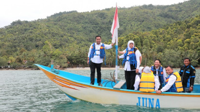Gubernur Khofifah Maraton Tinjau Pemulihan Ekosistem Laut Pantai Mutiara dan Mangrove Cengkrong, Trenggalek