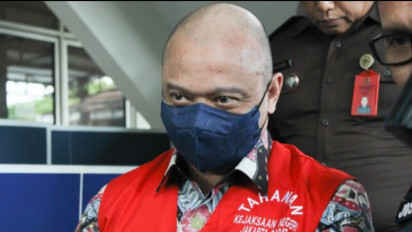 Suara Lantang Teddy Minahasa Cecar Saksi dari JPU: Siapa yang Mendikte Anda?