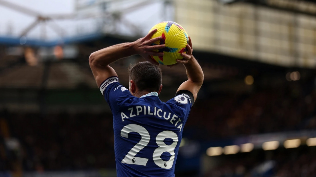 Lolos dari Maut, Kondisi Bek Chelsea Semakin Membaik
            - galeri foto