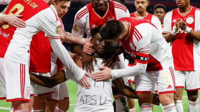 Kudus Beri Penghormatan Mengharukan kepada Atsu yang Meninggal karena Gempa Turki