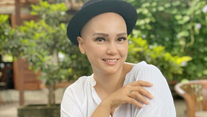 Patut Diacungi Jempol, Perjuangan Feby Febiola Untuk Sembuh Dari Kanker Ovarium Ternyata Dengan Jalani ini